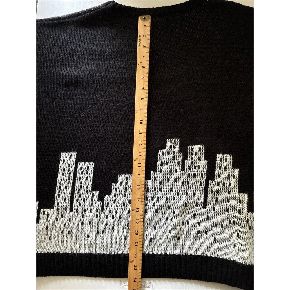 VTG Sweater New York Graphic Knit Pullover Crewneck Black Long Sleeve USA Made